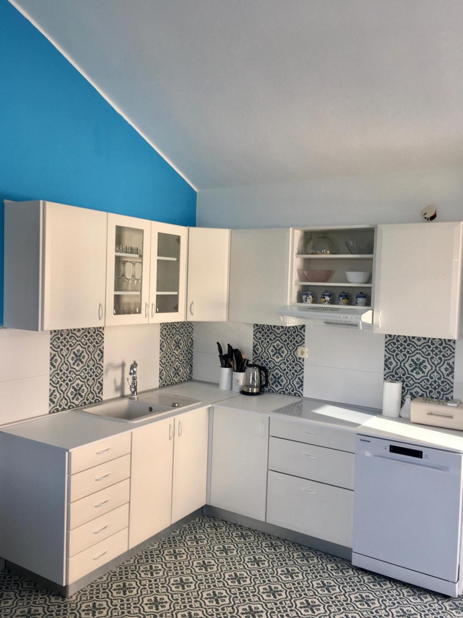 Land And Sea Apartment Primosten Bagian luar foto